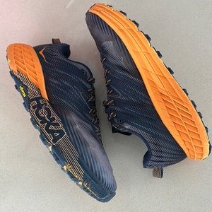 Hoka - Speedgoat 4 Running Shoes